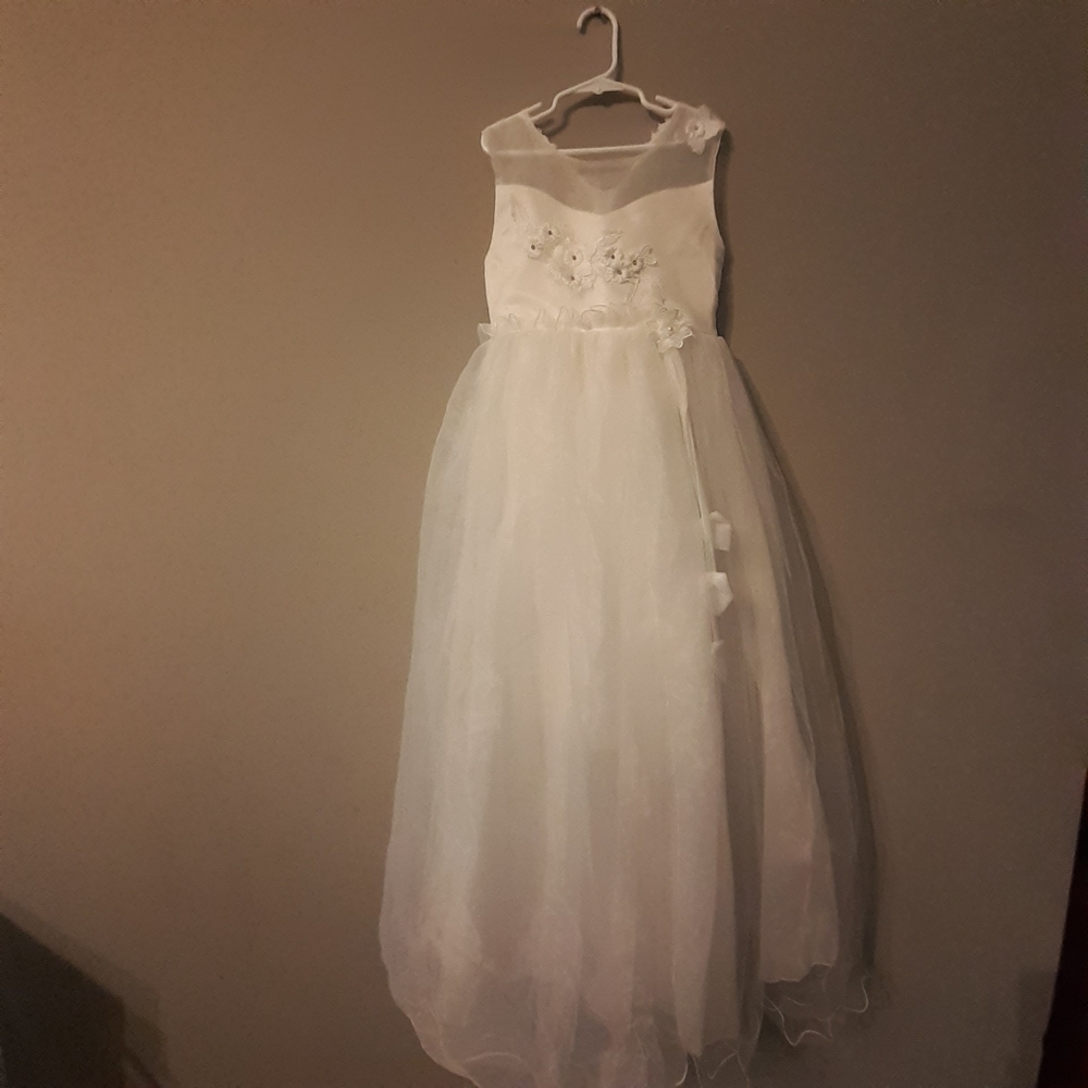 Girls dress